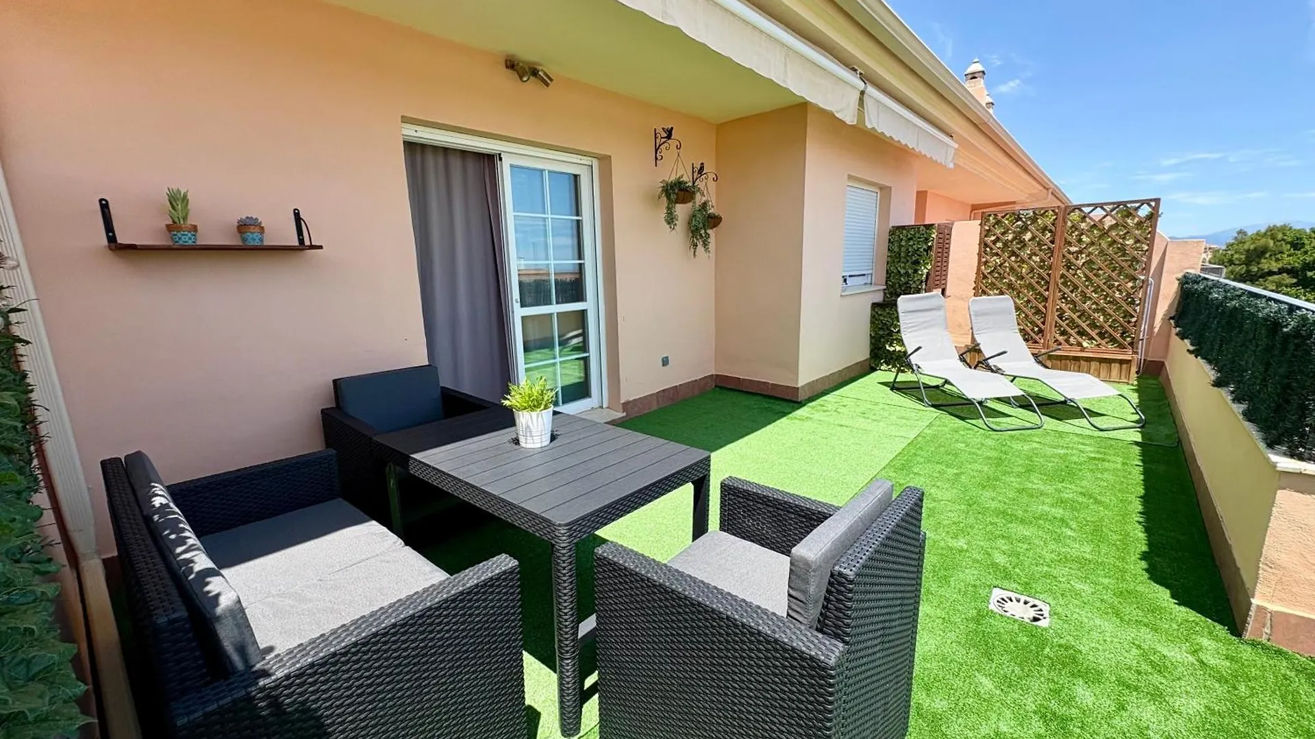Atico Sea Views - 2 Bedrooms Benalmadena